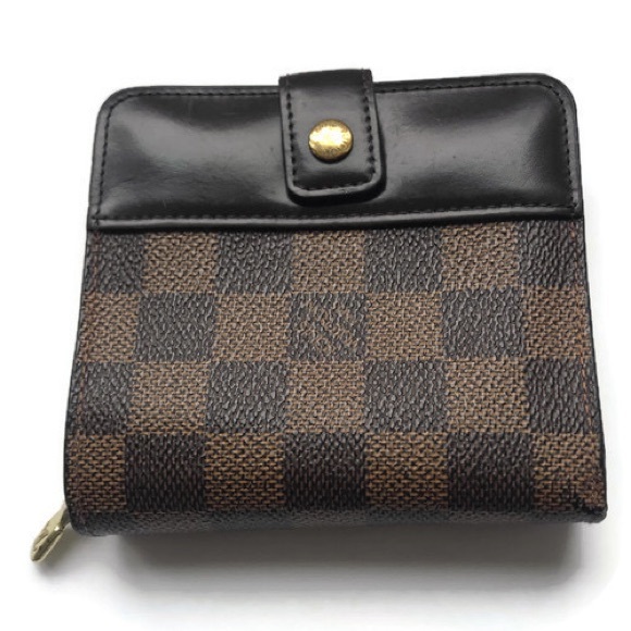 Louis Vuitton Handbags - 🛍️HOST PICK🛍️7/19/24🛍️06/12/24 🛍️VINTAGE LOUIS VUITTON DAMIER COMPACT WA…